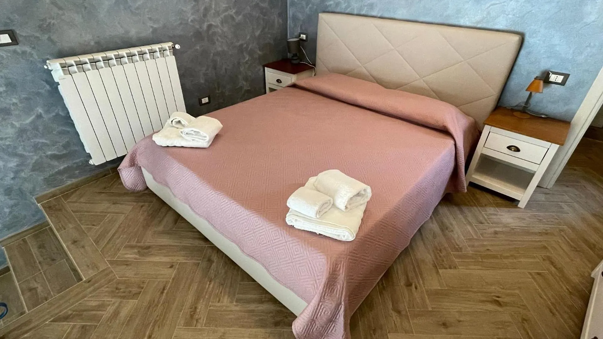 Affittacamere Hotel Casa Vacanze Prezioso Bisacquino Italia