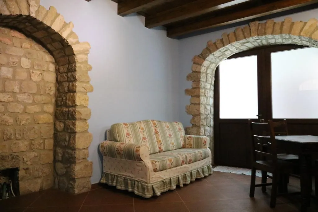 Guest house Casa Vacanze Prezioso Hotel Bisacquino
